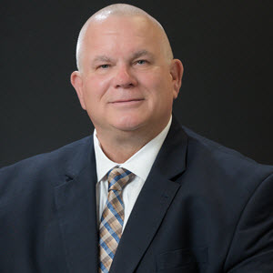 Dan Cwik Headshot